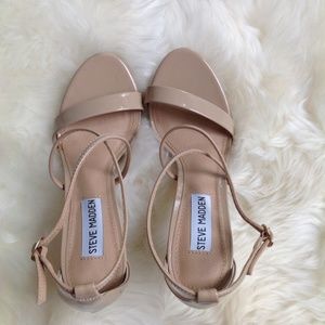 Steve Madden Floriaa Shoes. 6.